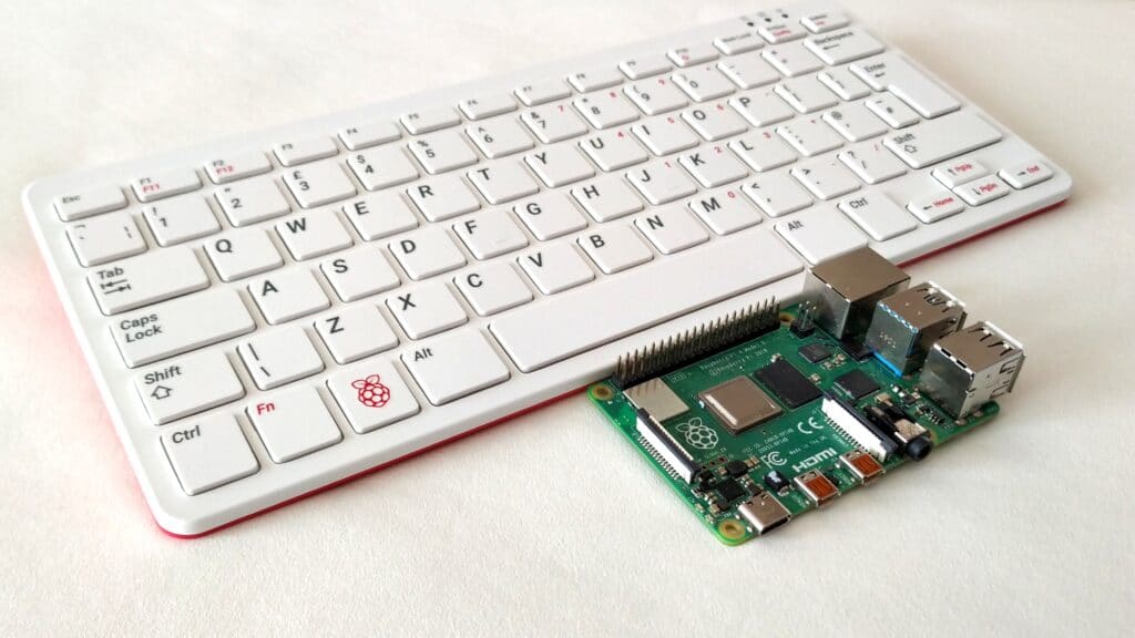 Raspberry Pi 400 model